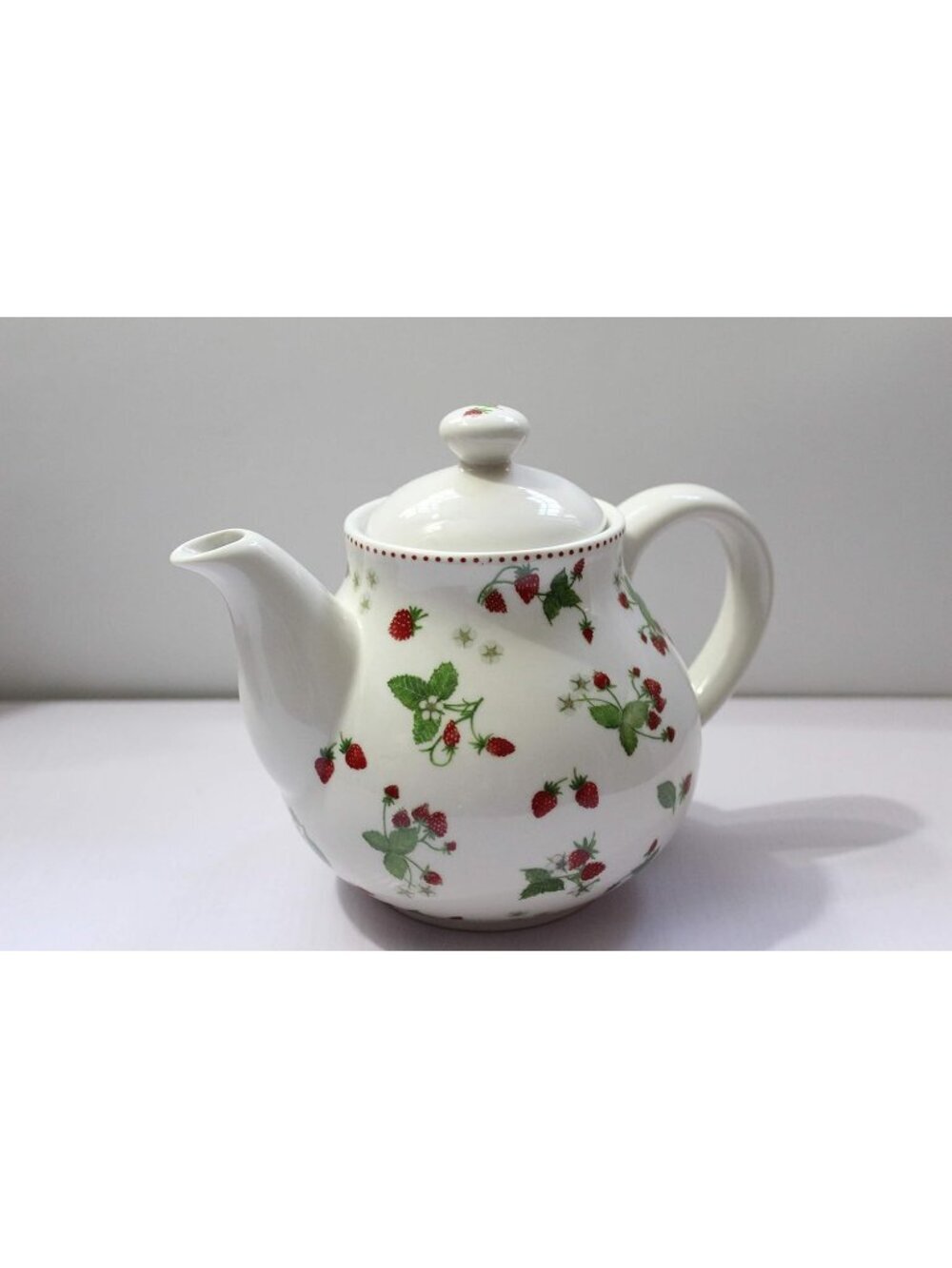 Beige Strawberry Porcelain Ceramic Kitchen Teapot with Lids Tea Coffee Sever - Picture 3 of 7